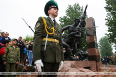 Пограничники приняли присягу в Брестской крепости...