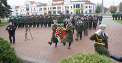 Памятник "Стражам границ" открыли после ремонта в Бресте...