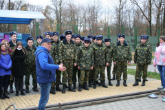 Воскресенье...ноябрь 2017... Центр подготовки специалистов пограничного контроля...сыграли в айсшток в городском парке...