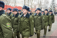 Памятный камень "Воинам-пограничникам" открыли сегодня в центральной части Гомеля.