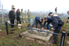 На городском кладбище Пинска благоустроили захоронения Первой мировой войны.