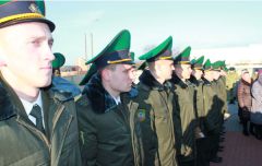 Молодые офицеры-пограничники приняты в офицерское собрание Брестской пограничной группы.