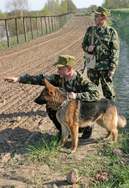 Апрель 2009. Застава "Котельня-Боярская" Брестской пограничной группы...