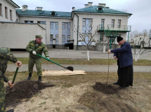 Яблоневый сад в честь 105-летия ОПС РБ был посажен на территории погранкомендатуры "Малорита"...