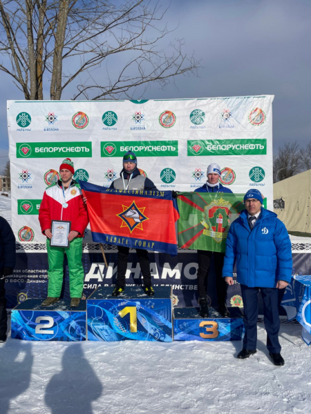 Пограничники завоевали бронзу в лыжных гонках.