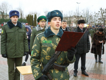 Более 200 военнослужащих нового пополнения Гродненской пограничной группы приняли присягу...