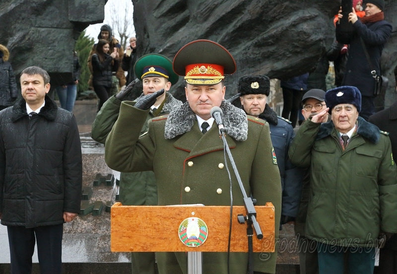 Более 200 военнослужащих нового пополнения Гродненской пограничной группы приняли присягу...